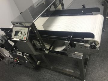 Yüksek Verimli Gıda Sınıfı Metal Dedektörü / Muz Meyve Barı Makinesi